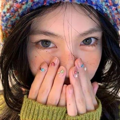 此刻姬情